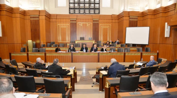 Liban: 32 000 emplois illégaux dans la fonction publique rappelle Ibrahim Kanaan