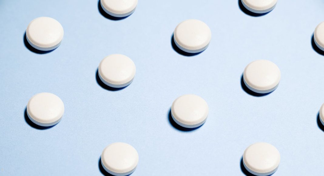 white round capsules