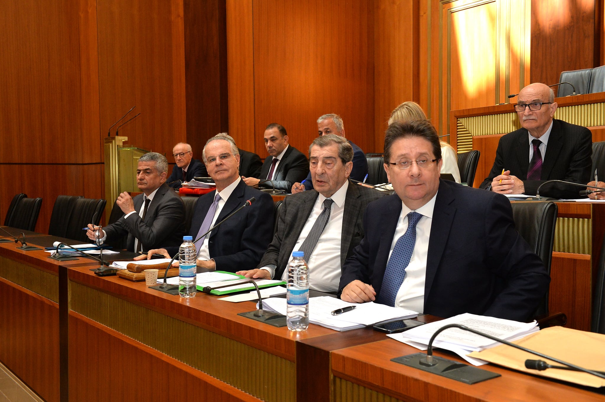 Sous pression, les commissions interparlementaires ajournent l'examen du projet de contrôle des capitaux