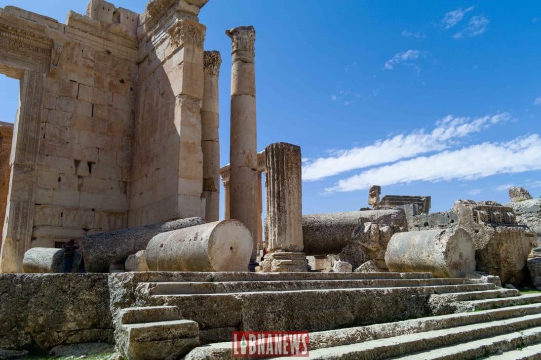 Israël intensifie ses frappes sur la région de Baalbeck et à proximité de l'aéroport de Beyrouth