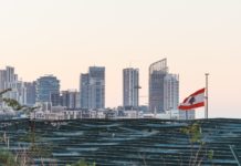 Le Gouvernement Mikati III reconnait enfin la faillite du Liban et de la Banque du Liban city dawn sunset water