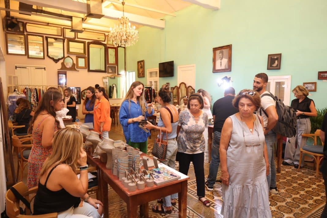 Bhebbak ya Lebnen"