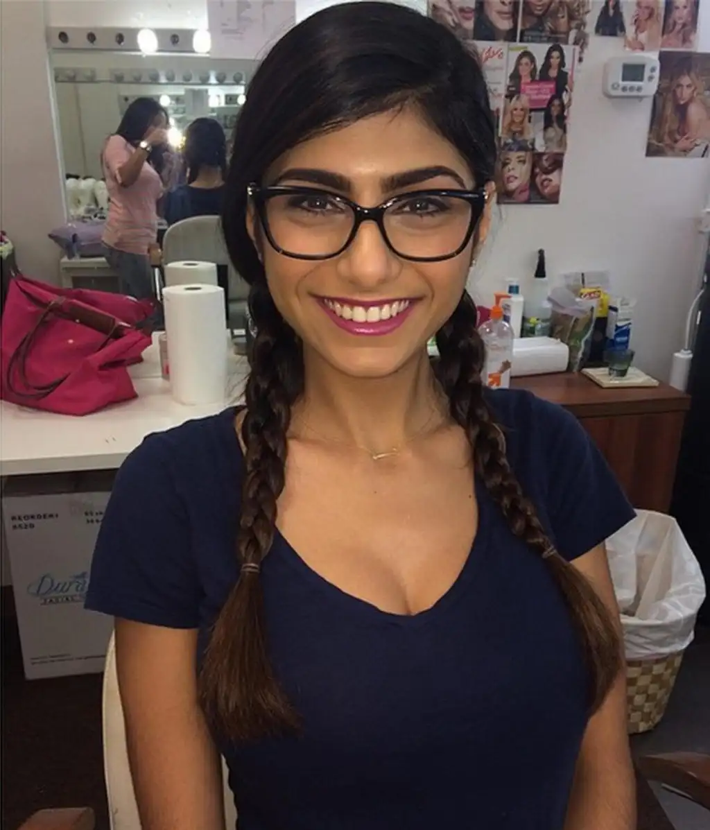 Mia Khalifa donne 10 000 USD à La Croix Rouge Libanaise