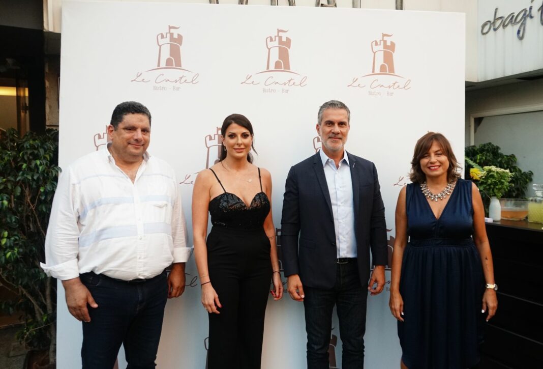 Réouverture du célèbre Le Castel Bistro Bar après plusieurs années de fermeture involontaire