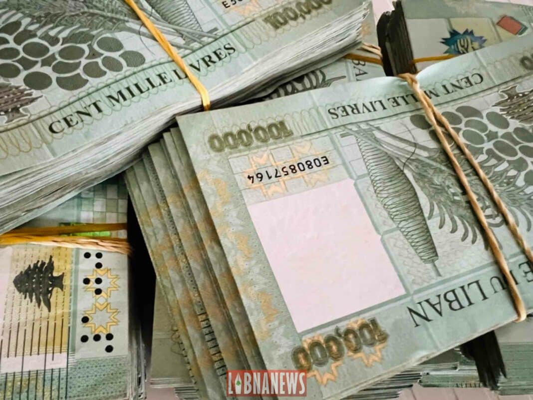 Le dollar s'envole à 114 000 LL/USD