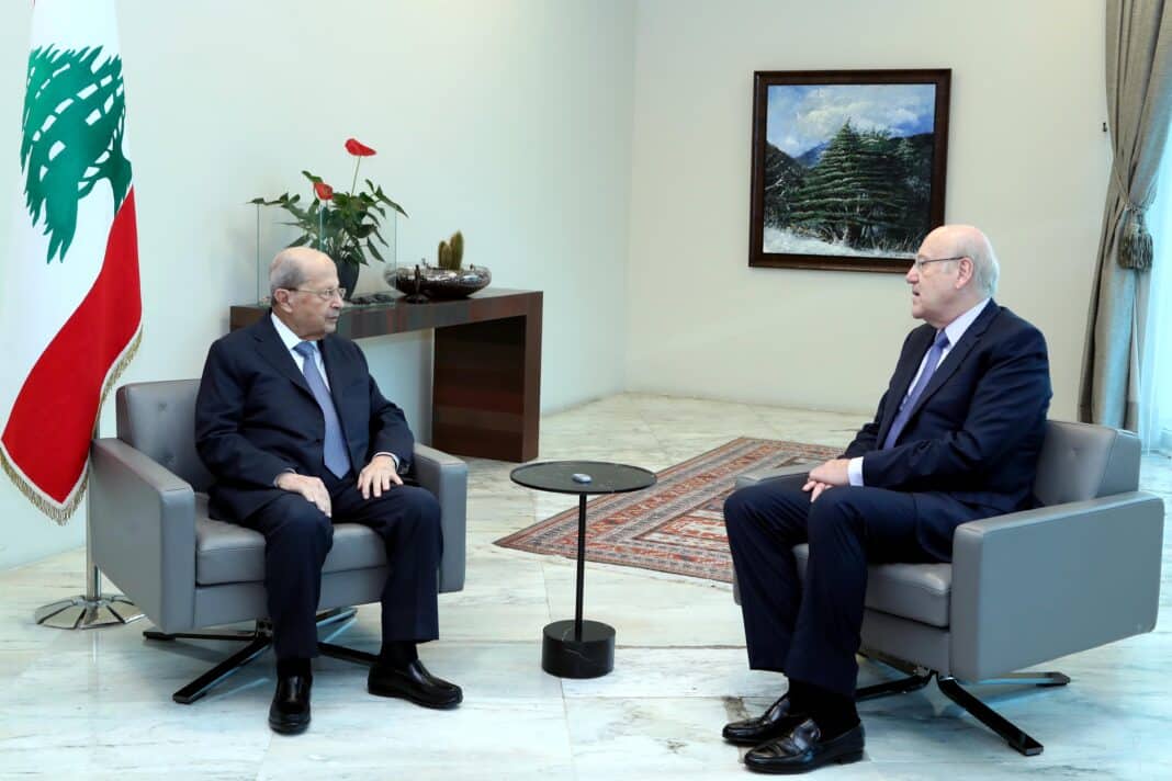 La perspective d'un nouveau gouvernement s'éloigne en dépit d'une rencontre Aoun-Mikati