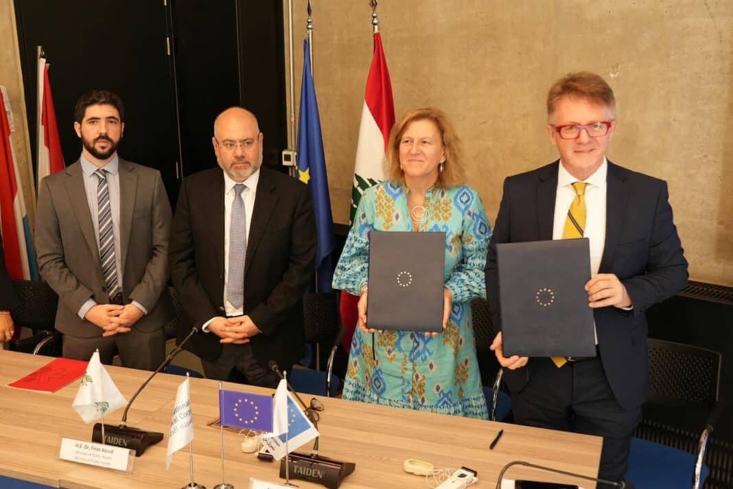 CÉRÉMONIE DE SIGNATURE ENTRE LA DÉLÉGATION DE L'UNION EUROPÉENNE AU LIBAN, INTERNATIONAL MEDICAL CORPS ET PREMIÈRE URGENCE INTERNATIONALE POUR LE LANCEMENT DU PROGRAMME: REBAHS LPSPII