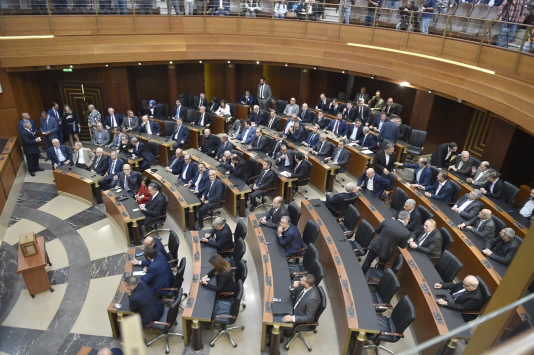 6ème round de la présidentielle: 5 députés absents, 110 bulletins déposés et toujours aucun progrès