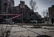 war destruction in ukrainian city