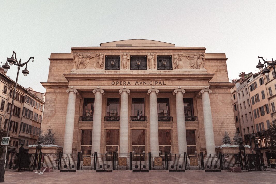brown concrete building