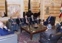 « Crime » bancaire au Liban : réformes en panne, citoyens lésés « Crime » bancaire au Liban : réformes en panne, citoyens lésés