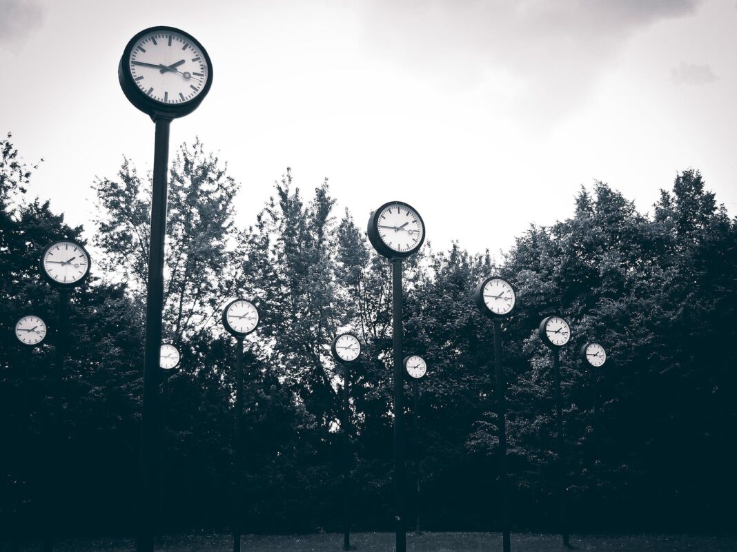 art city clock clock face