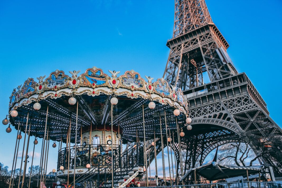 eiffel tower