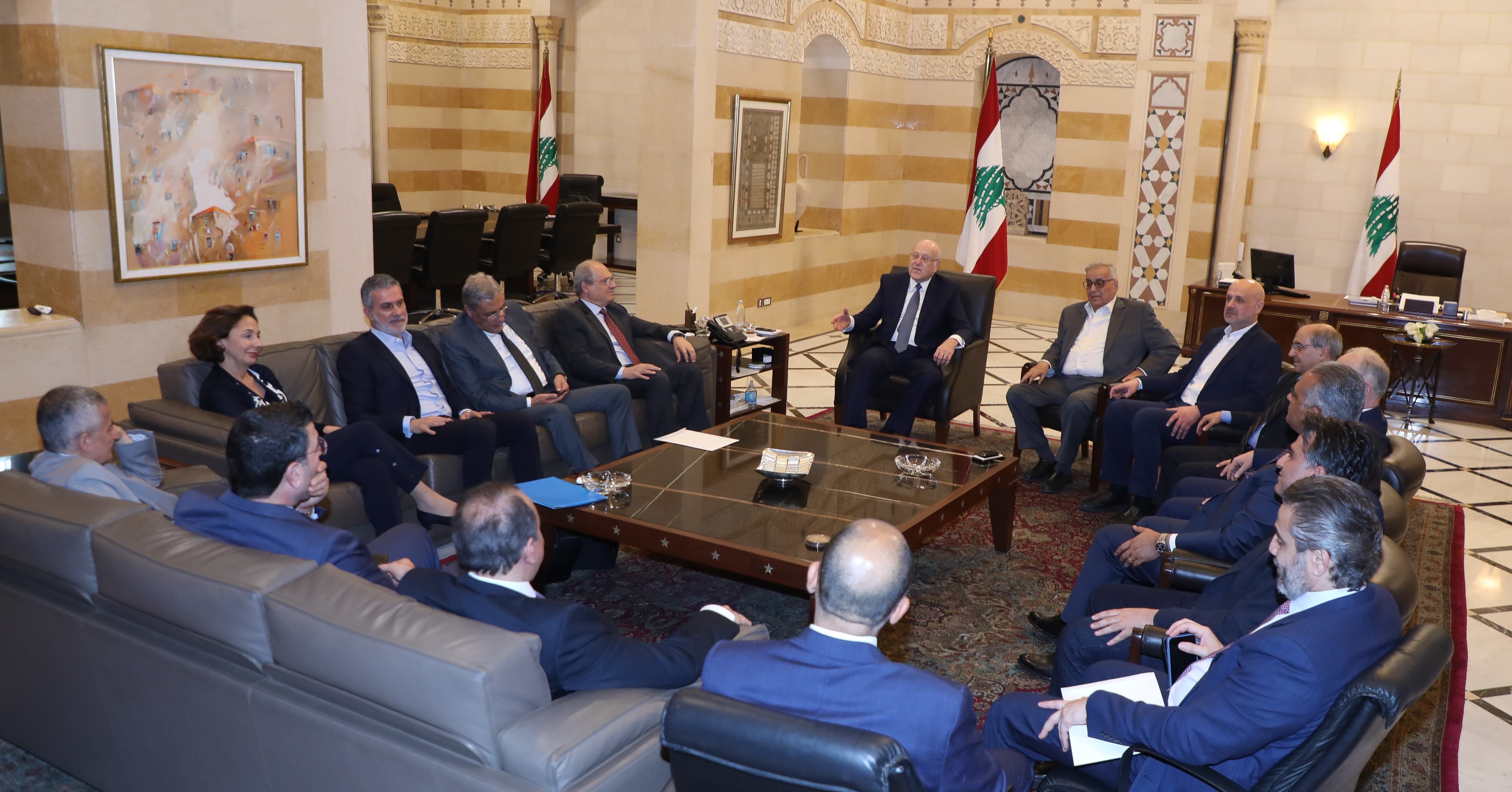 Mikati confirme: la prolongation du mandat de Riad Salamé n’est pas à l’ordre du jour Mikati confirme: la prolongation du mandat de Riad Salamé n'est pas à l'ordre du jour