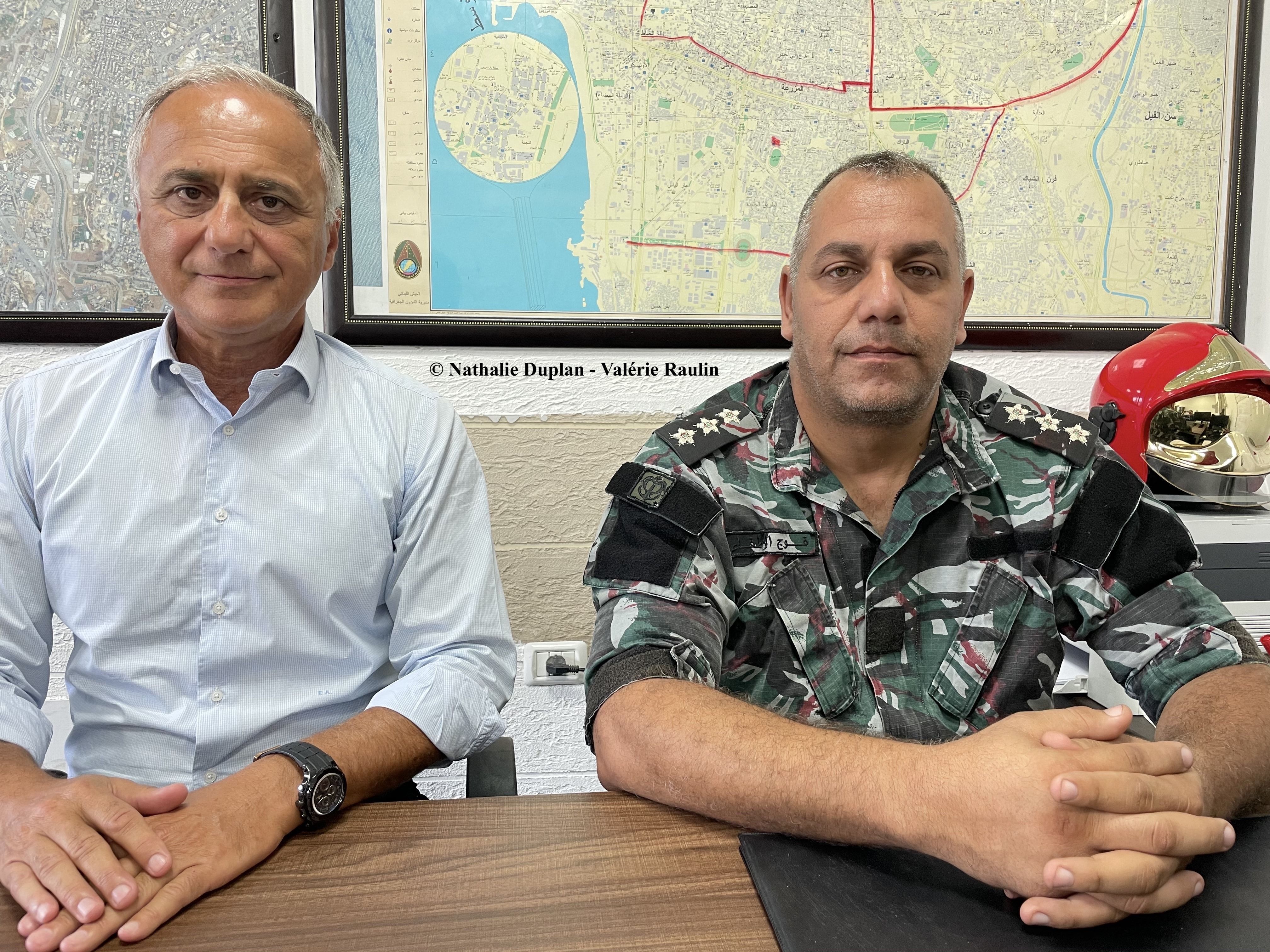 Le Dr Fouad Abou Nader et le capitaine Michel El Murr. © Nathalie Duplan - Valérie Raulin