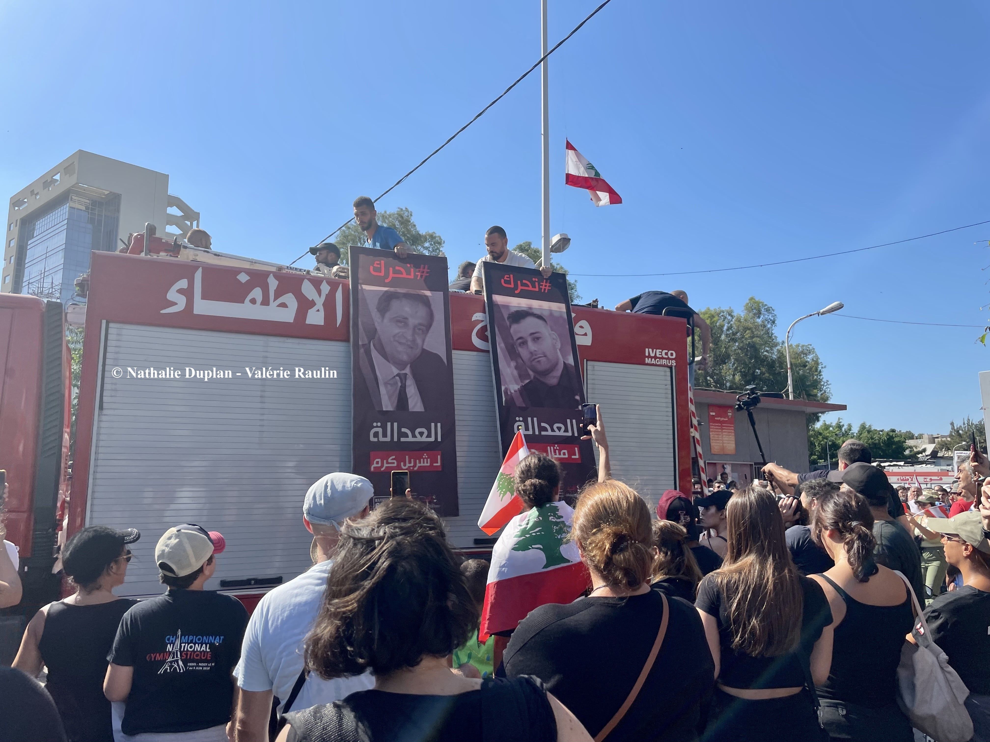 Les pompiers de Beyrouth ont perdu 10 de leurs camarades le 4 août 2020. © Nathalie Duplan - Valérie Raulin