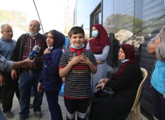 Tsahal l’armée la plus « morale » contre une guérilla « d’animaux humains pire que les nazis » ? a children having interview