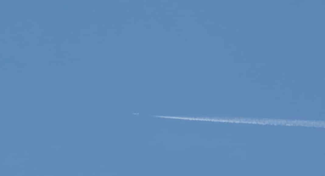Un avion israélien survolant la capitale libanaise, le 11 février 2024. Crédit Photo: Libnanews.com, tous droits réservés