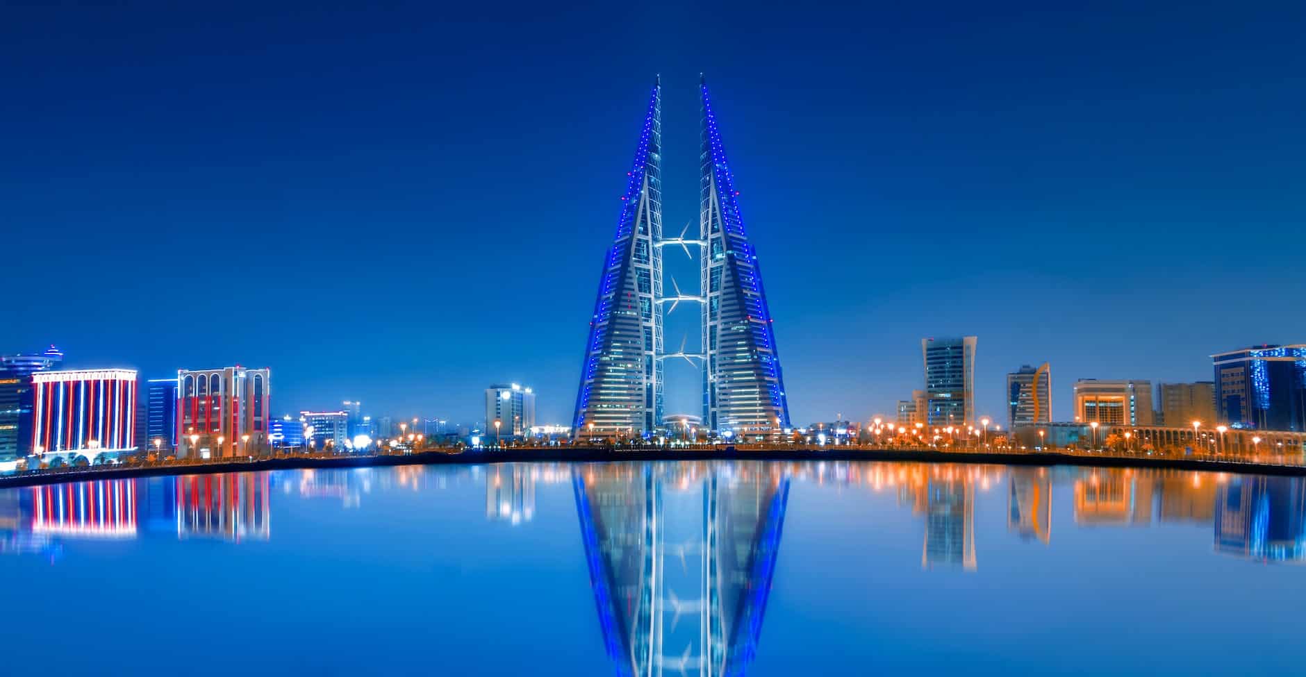 bahrain world trade center at dusk