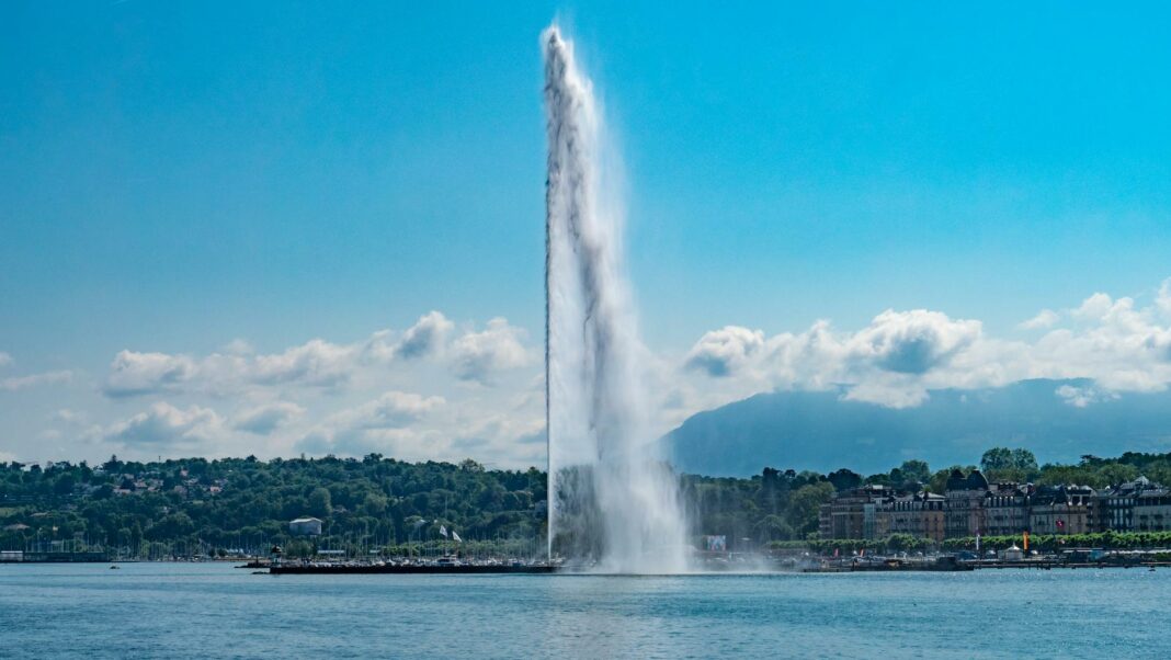 the geneva water fountain in geneva
