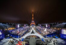 Une cérémonie d'ouverture parisienne grandiose pour les XXXIIIème Jeux Olympiques