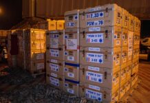 French FM Jean-Noël Barrot: I arrive this evening in Beirut where France is engaged in the protection of civilians. These are 12 tons of medical equipment delivered by @EtatMajorFR that I handed over to our Lebanese partners. They will treat 1000 seriously injured people. We will always be alongside civilians