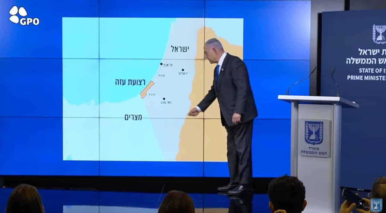 Netanyahou réaffirme le droit d’Israël à se défendre et critique les appels à l’embargo sur les armes d’Emmanuel Macron