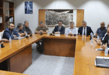 Le ministre Ali Hamieh rassure sur la continuité des vols à l’Aéroport de Beyrouth malgré les frappes israéliennes, Jean Abboud évoque la situation des voyageurs bloqués Le ministre Ali Hamieh rassure sur la continuité des vols à l’Aéroport de Beyrouth malgré les frappes israéliennes, Jean Abboud évoque la situation des voyageurs bloqués