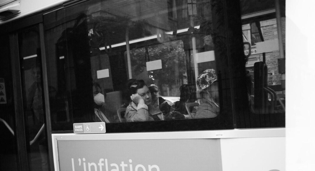 advetisement on bus side