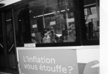 advetisement on bus side