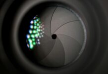 close up photo of camera shutter