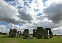 Néandertal : un corps retrouvé en France révèle qu’il n’y avait pas une, mais au moins deux lignées au moment de leur extinction stonehenge