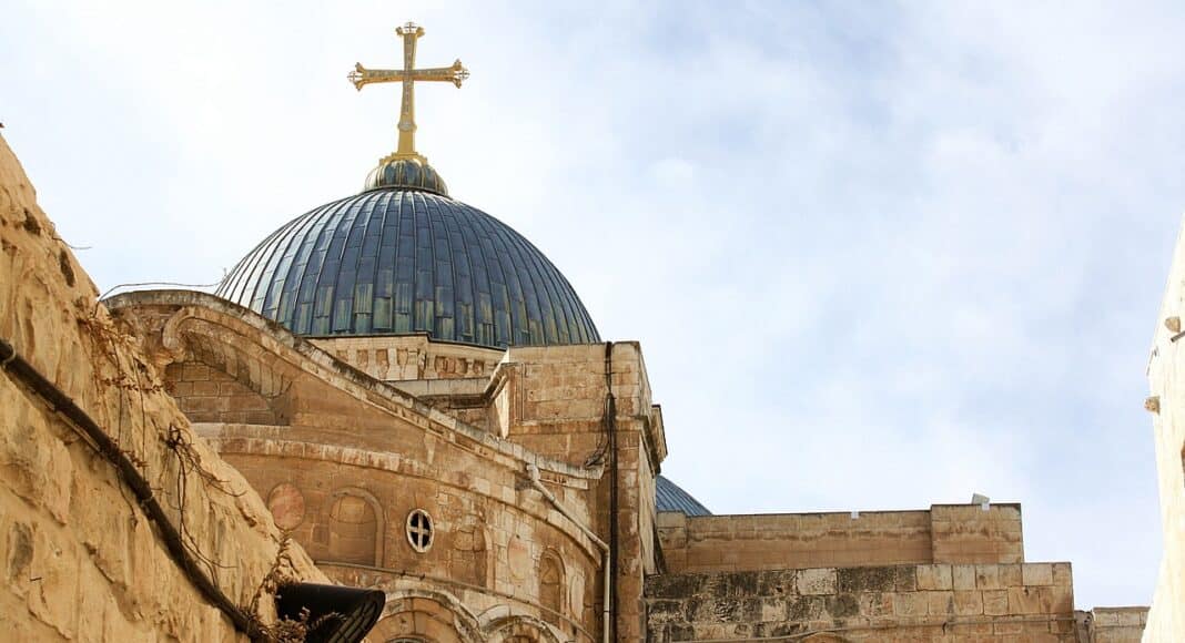 basilica of the holy sepulchre, jerusalem, israel