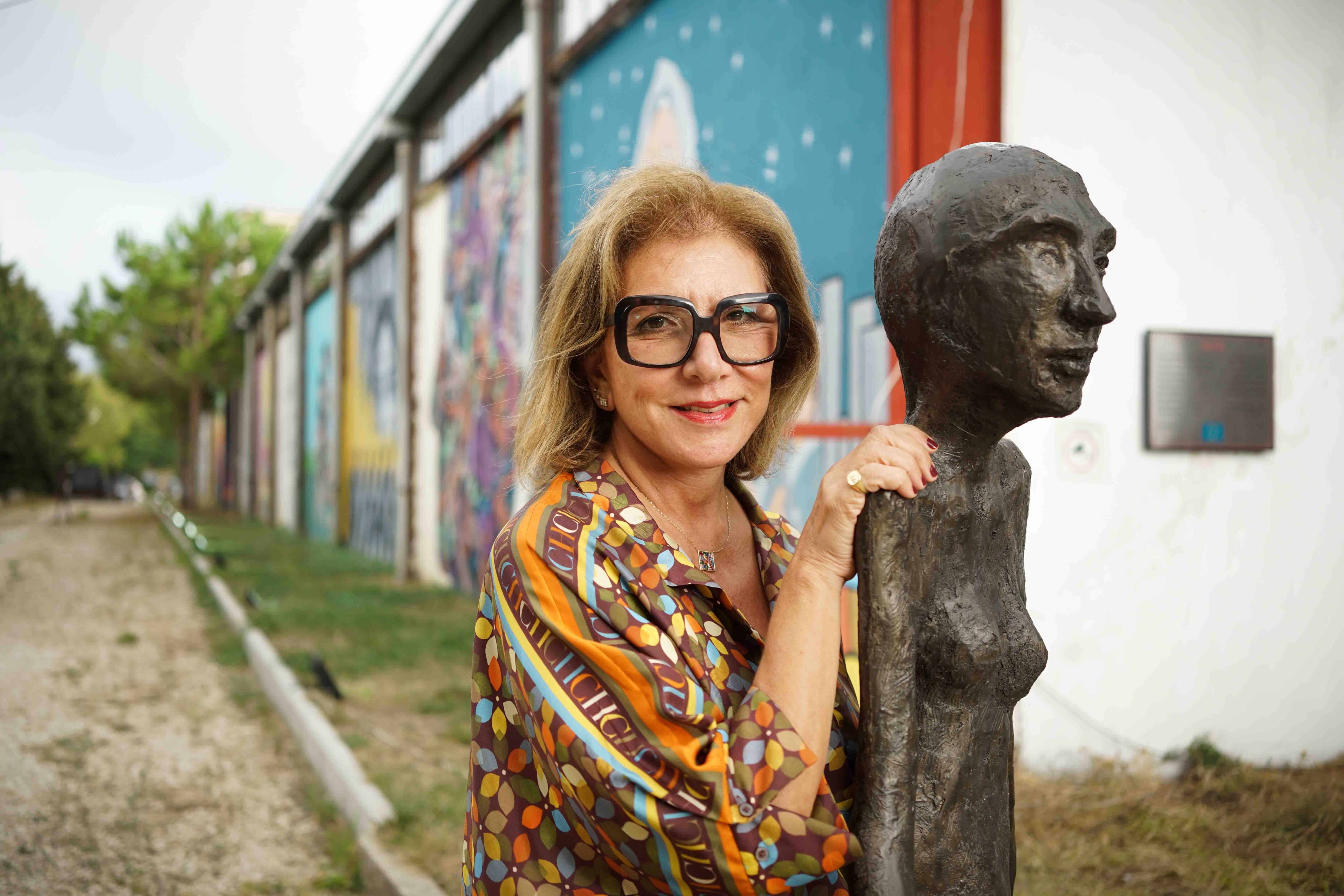 Le « Caminante » de Alida Torbay au MACAM: Une œuvre miroir d’une introspection sur l’évolution du monde L'artiste Alida Torbay - Photo par Georges Abou Ghazaly