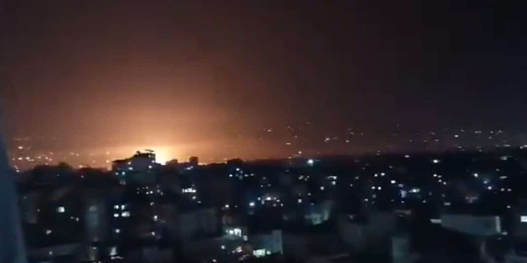 Intensification des frappes israéliennes au Liban et déplacement massif de civils