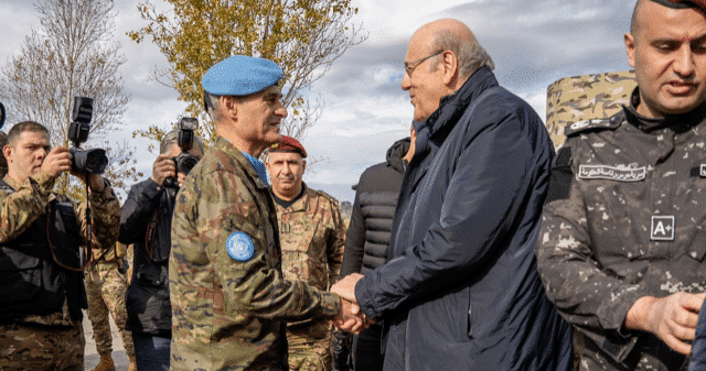 Mikati en visite dans le sud du Liban : soutien à l’armée et engagement pour l’application de la résolution 1701 Les anciens Premiers ministres félicitent Nawaf Salam pour sa nomination