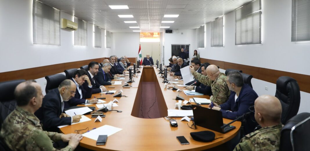 À Tyr, Najib Mikati dénonce les violations israéliennes et évoque les priorités du gouvernement