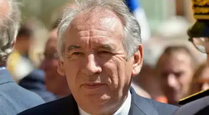 François Bayrou nommé Premier ministre en France