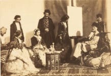 Henry Sauvaire Portrait de Camille Rogier et de ses amis au salon, Beyrouth Vers 1859 Épreuve sur papier albuminé à partir d'un négatif sur verre au collodion H. 14,8 ; L. 21,5 cm. Don René et Bernard Sauvaire, par l'intermédiaire de la société des Amis du musée d'Orsay, 1995 © Musée d’Orsay, Dist. RMN-Grand Palais / Alexis Brandt