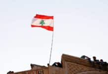 flag of us a on top of building