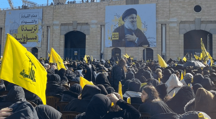 Funérailles de Hassan Nasrallah : Une cérémonie sous haute tension marquée par des frappes israéliennes