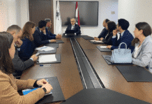 Liban : Le ministre de l’Économie affirme l’engagement du gouvernement dans les négociations avec le FMI