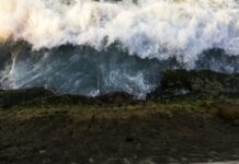 ocean waves hitting the rocks