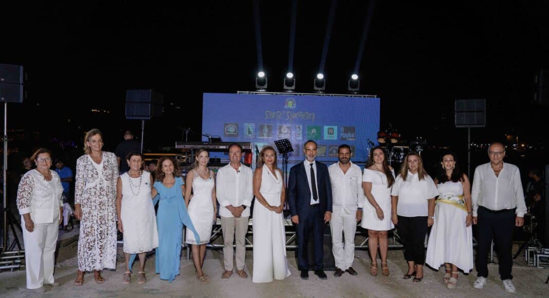 Le ministre Fayez Rasamny avec la présidente et les membres de l’association Patrimoine Tripoli Liban