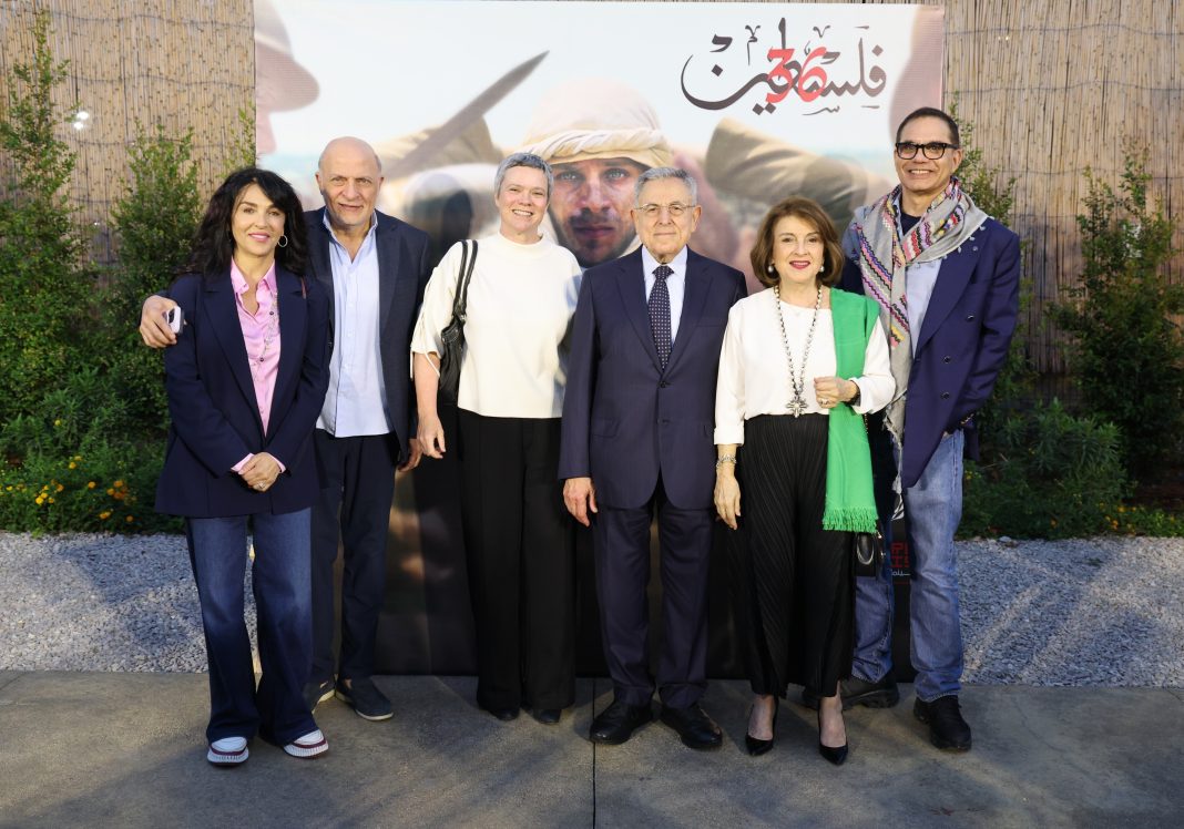 Rania et Dr. Walid El Khoury, S.E. Sandra De Waele, S.E. Fouad et Hoda Siniora, et Dr. Basel Dalloul Photo: Fadi Nashwi & Michel Sabbagh, Courtesy of the Dalloul Art Foundation (DAF)
