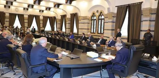 Conseil des ministres : trêve, examens et réformes