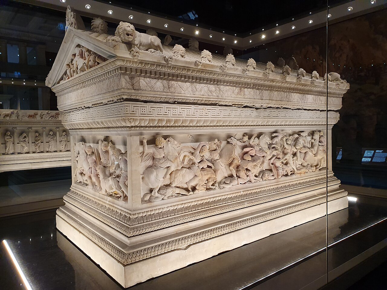 Sarcophage dit d’Alexandre, découvert à Sidon et conservé aux Musées archéologiques d’Istanbul