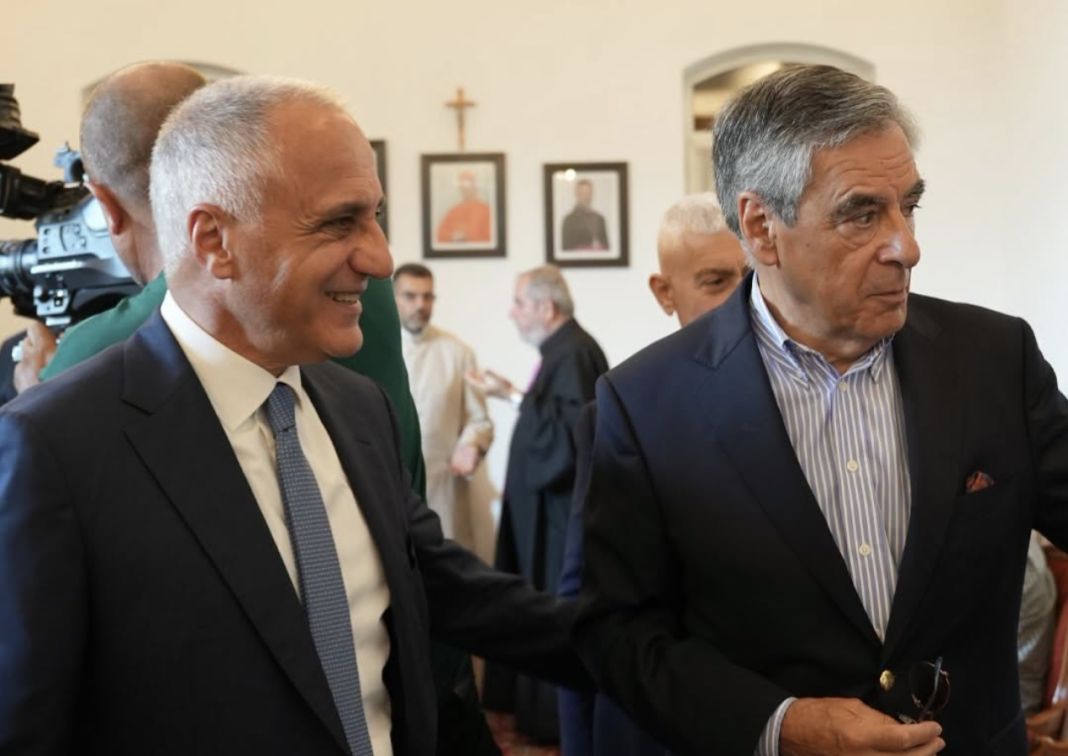 L’ancien Premier ministre français François Fillon réaffirme sa solidarité avec les villages frontaliers du Sud-Liban