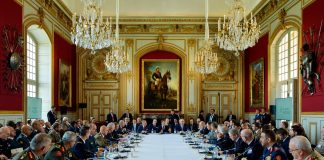 À Paris, Aoun, Macron et Abdallah II parlent du Liban