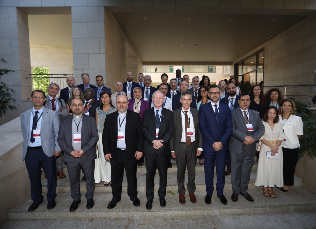 المؤتمر الثالث لرؤساء الجامعات في الشرق الأوسط في بيروت